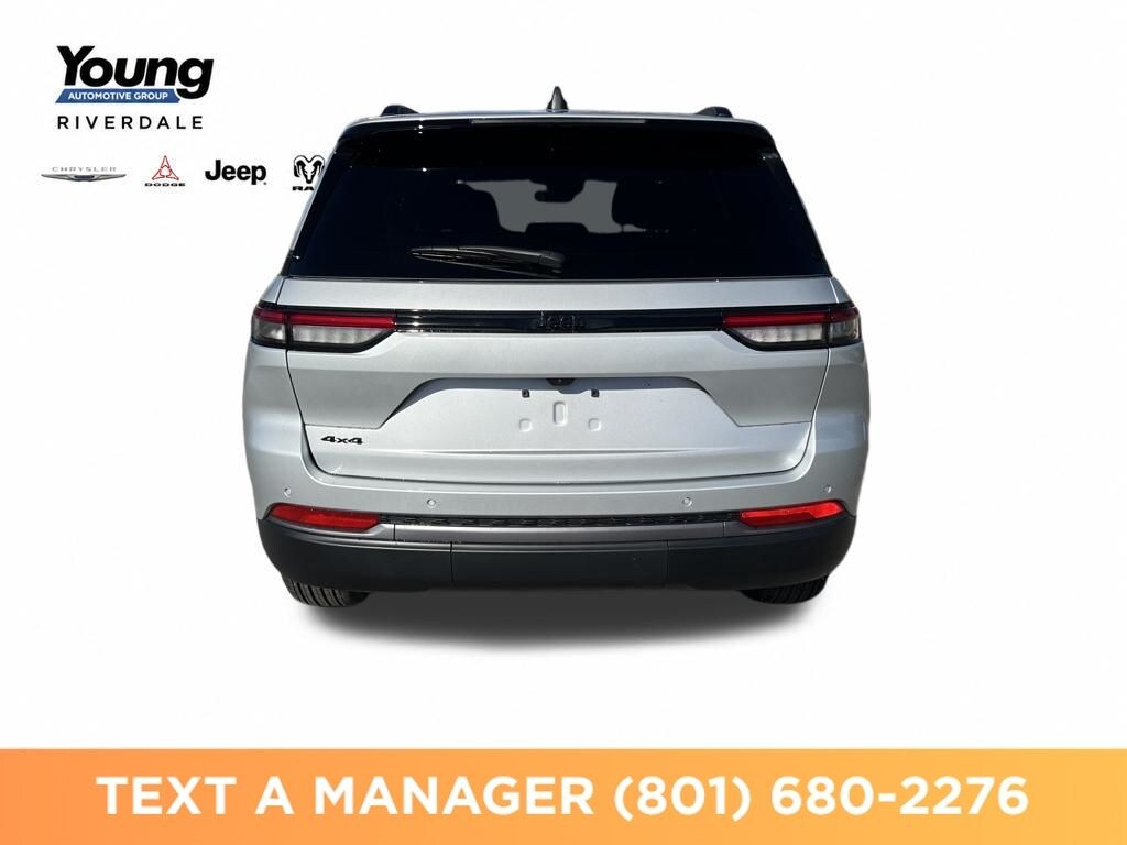 New 2026 Jeep Grand Cherokee LAREDO ALTITUDE 4X4 Sport Utility