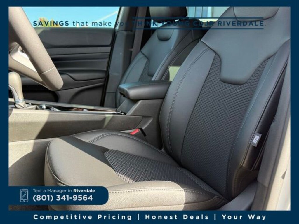 New 2025 Jeep Compass LATITUDE 4X4 Sport Utility