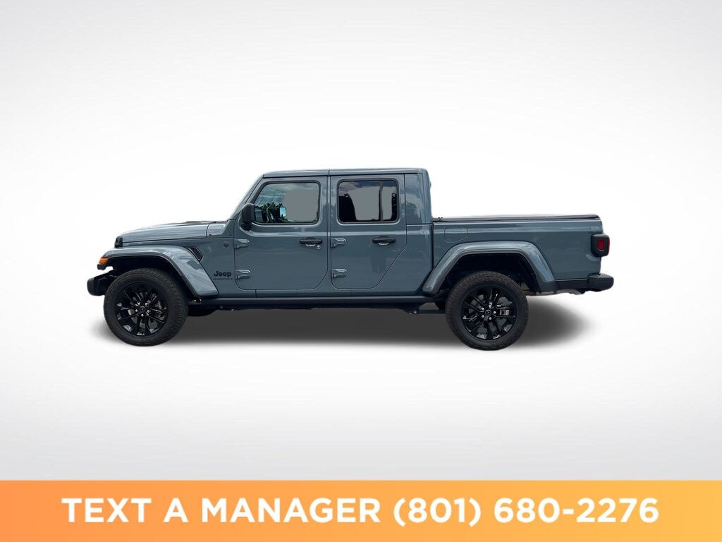 Used 2025 Jeep Gladiator Sport Truck Crew Cab