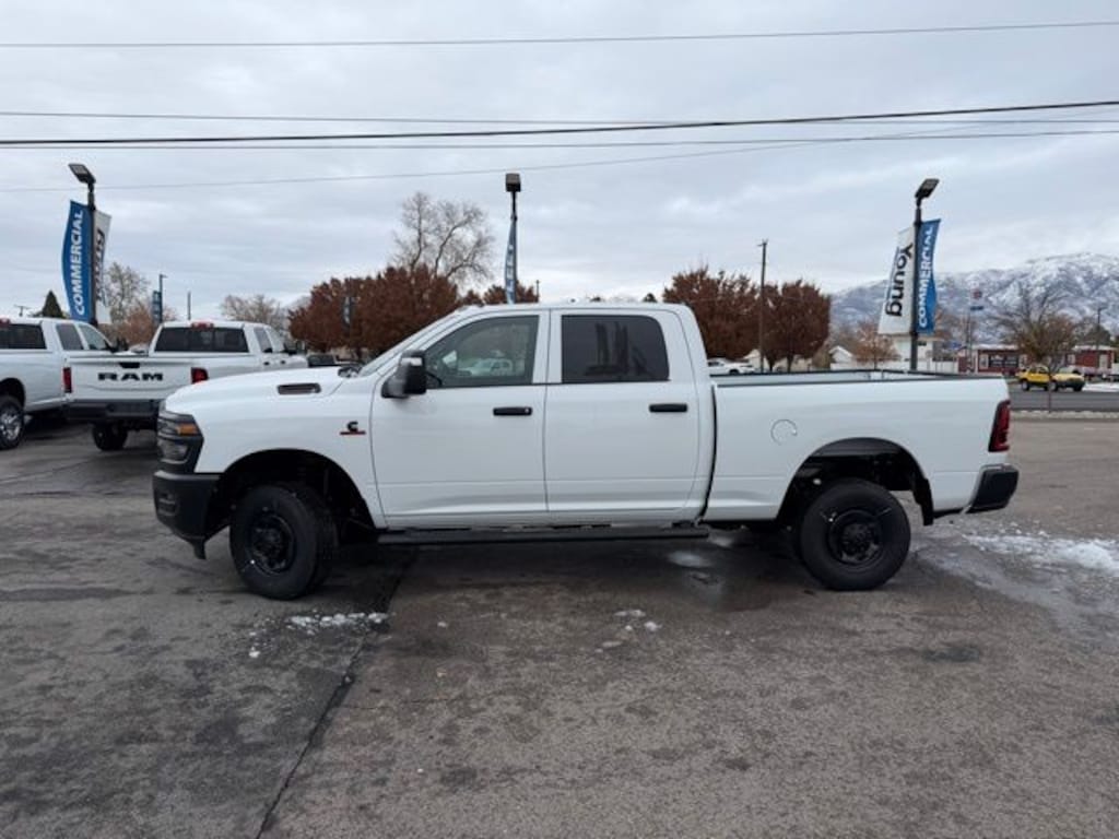 New 2026 Ram 2500 TRADESMAN CREW CAB 4X4 6'4 BOX Pickup