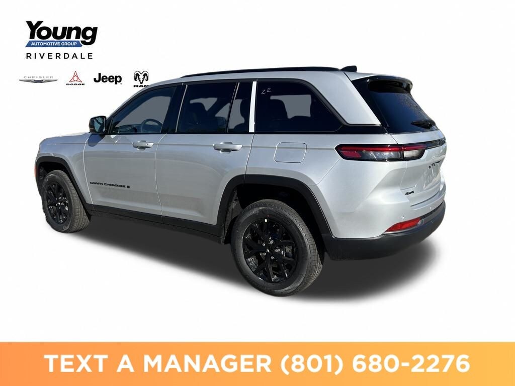 New 2026 Jeep Grand Cherokee LAREDO ALTITUDE 4X4 Sport Utility