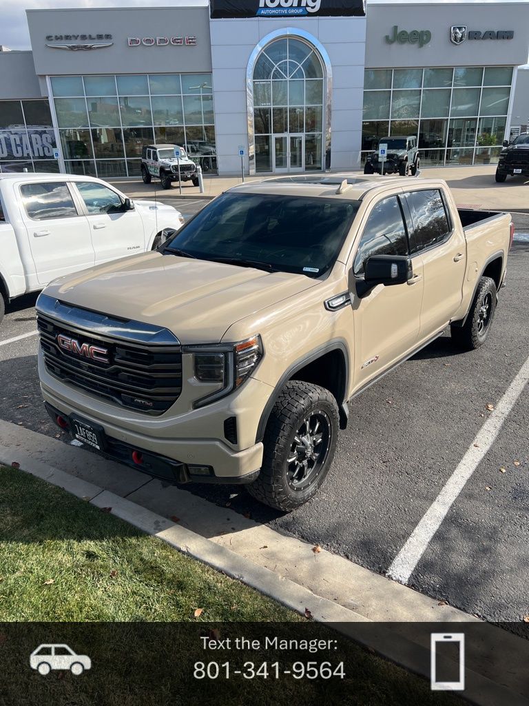2023 GMC Sierra 1500 AT4's photo