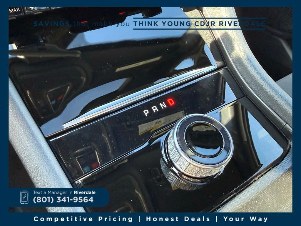 New 2025 Jeep Grand Cherokee L LAREDO X 4X4 Sport Utility