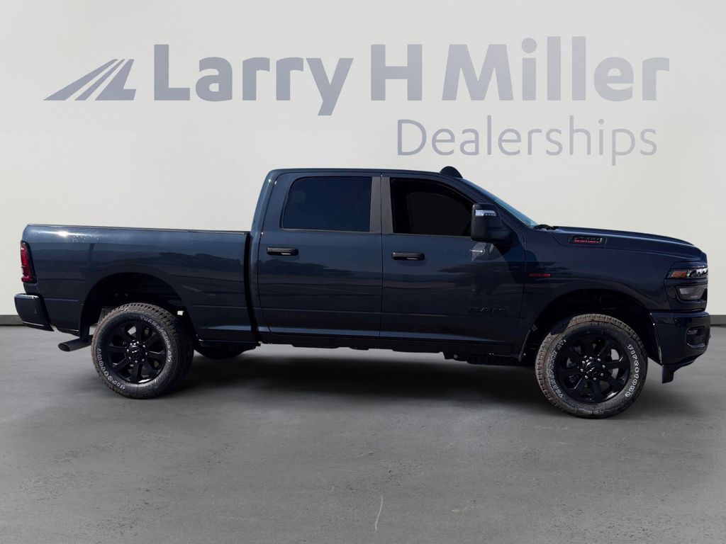 2025 Ram 2500 Big Horn photo 3