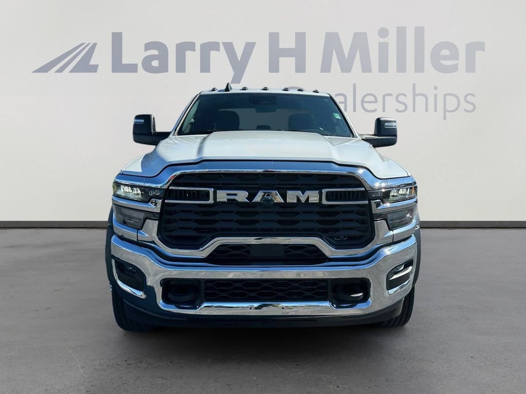 New 2026 Ram 5500 Chassis Cab 5500 TRADESMAN CHASSIS CREW CAB 4X4 84' CA Pickup