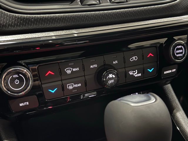 2025 Jeep Compass Latitude Sport photo 4