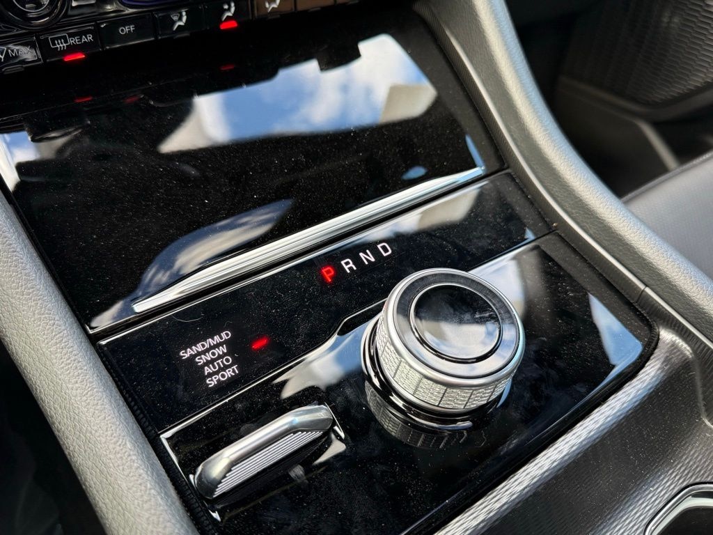 New 2025 Jeep Grand Cherokee L LIMITED 4X4 Sport Utility