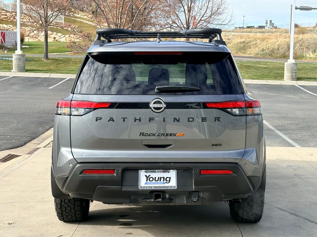 2025 Nissan Pathfinder Rock Creek 4x4 photo 3
