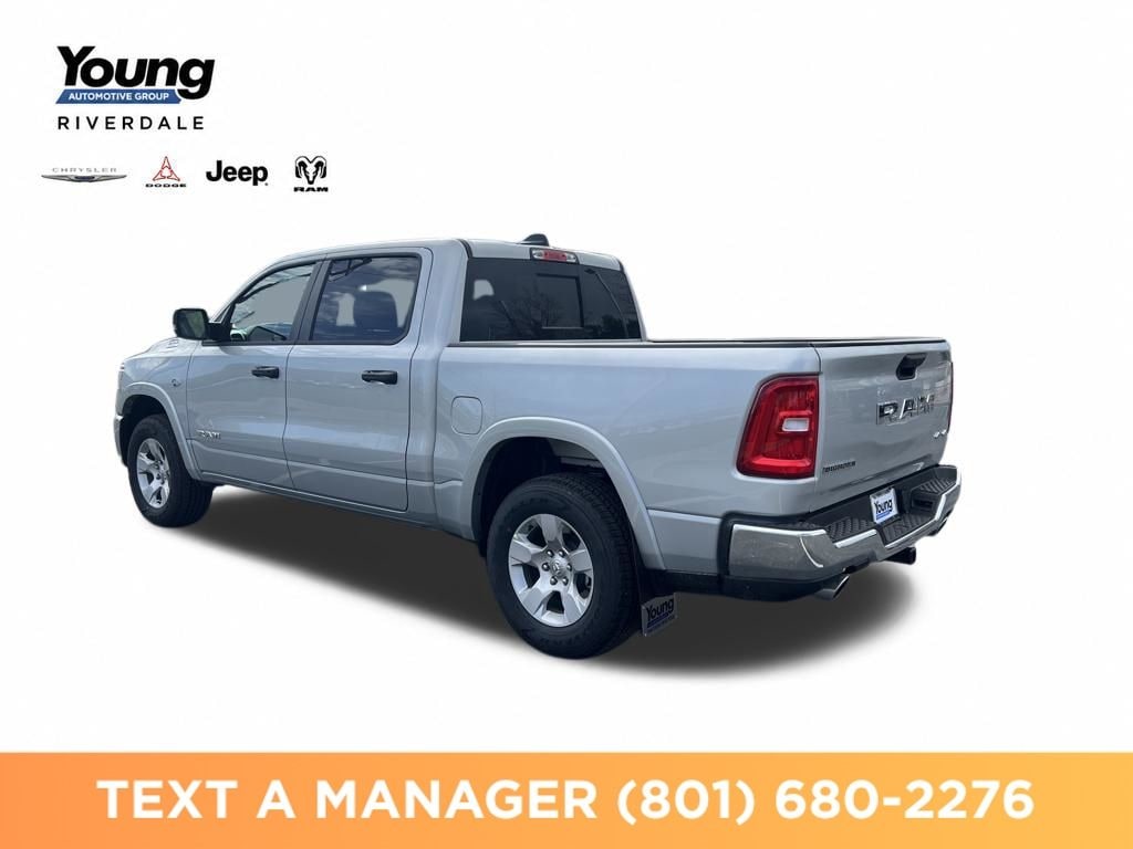 New 2026 Ram 1500 BIG HORN CREW CAB 4X4 5'7 BOX Pickup
