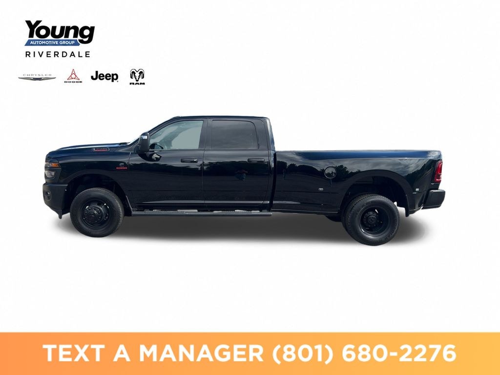 New 2026 Ram 3500 TRADESMAN CREW CAB 4X4 8' BOX Pickup