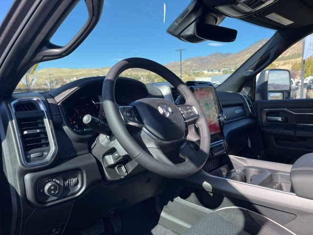 2026 RAM 2500 Laramie - Photo 16