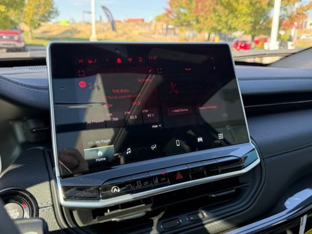 New 2025 Jeep Compass LATITUDE 4X4 Sport Utility