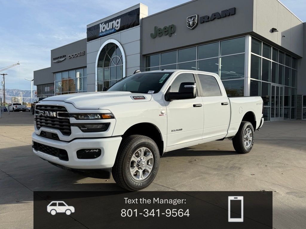 New 2025 Ram 2500 BIG HORN CREW CAB 4X4 6'4 BOX Pickup