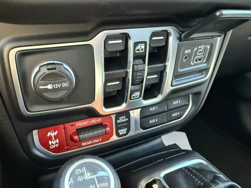 New 2025 Jeep Wrangler 4-DOOR RUBICON Sport Utility