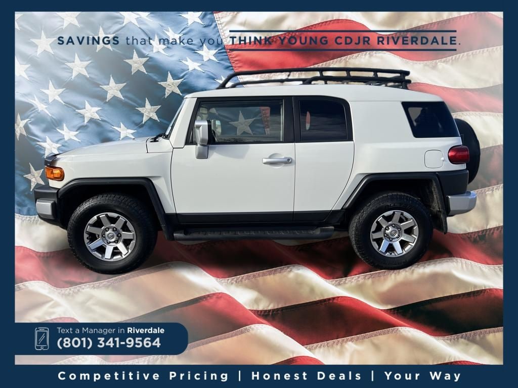 Used 2014 Toyota FJ Cruiser AT 4WD V6 SUV