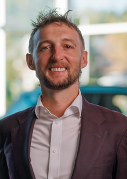 Staff member Carson Smith from ID_24e288