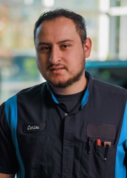 Staff member Carlos Marquez from ID_757c11