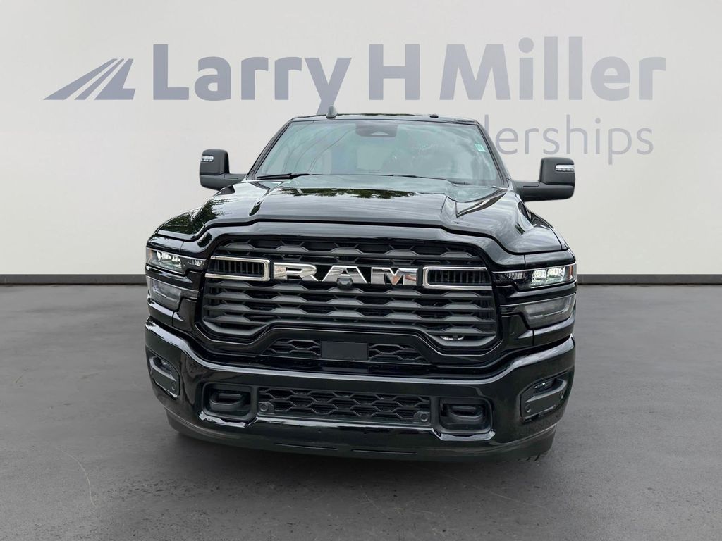 2025 Ram 2500 Big Horn photo 3
