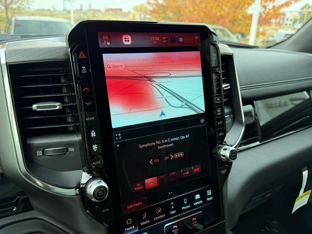 New 2026 Ram 1500 LARAMIE CREW CAB 4X4 5'7 BOX Pickup