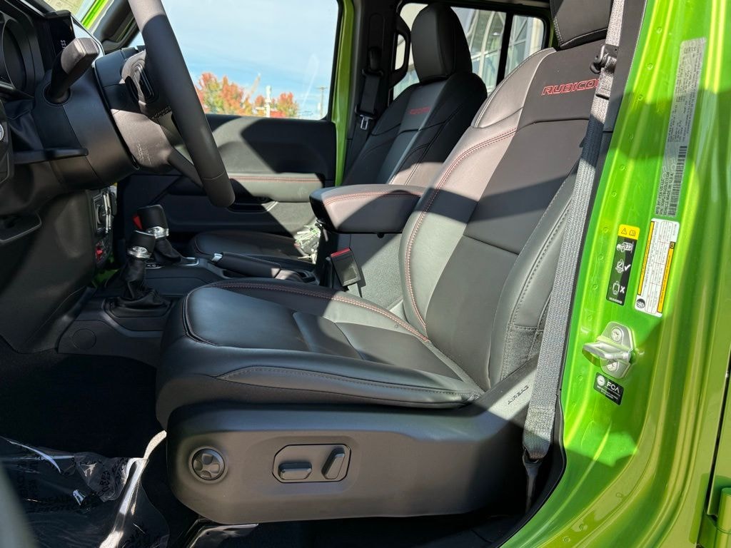 New 2025 Jeep Gladiator RUBICON X 4X4 Pickup