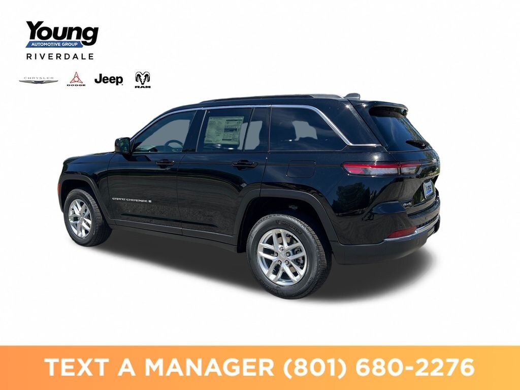 New 2026 Jeep Grand Cherokee LAREDO 4X4 Sport Utility