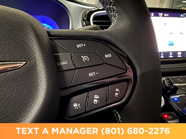 2026 Chrysler Pacifica Limited - Photo 15