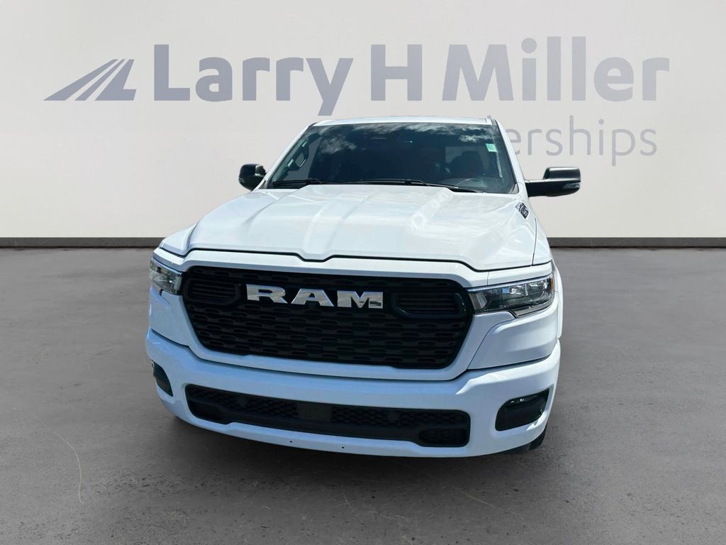2025 Ram 1500 Big Horn photo 3