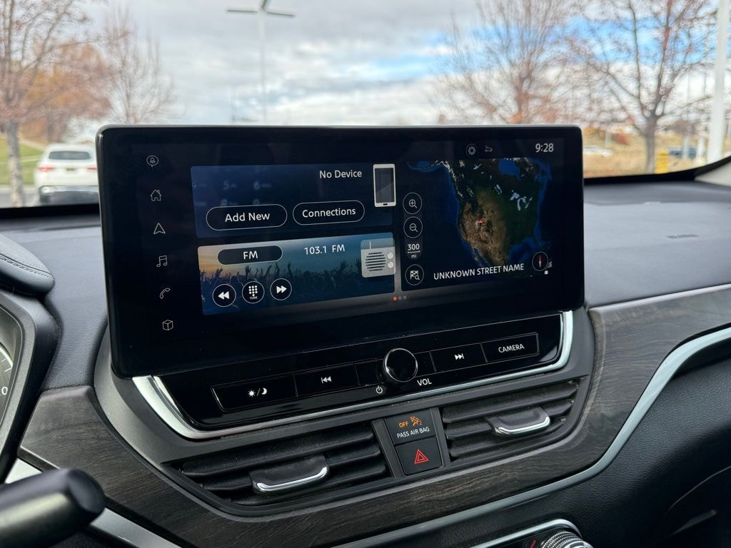 Used 2023 Nissan Altima 2.5 SL Sedan