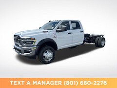 2026 Ram 5500 Chassis Cab TRADESMAN  CREW  4X4 84' CA Pickup