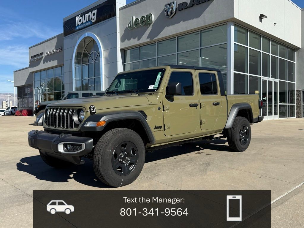 2025 Jeep Gladiator Sport's photo