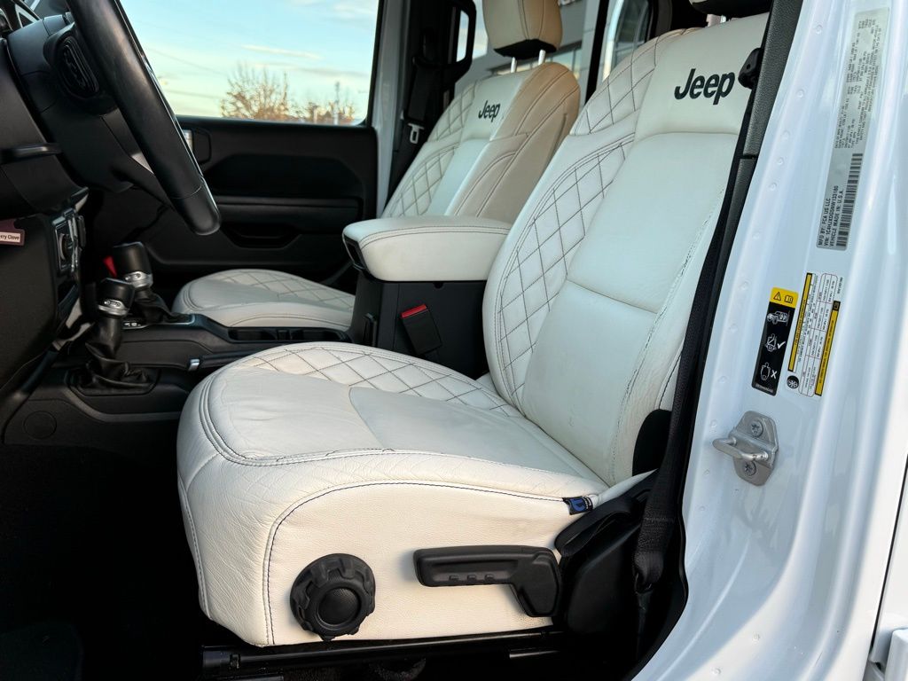 2022 Jeep Wrangler Unlimited Sport S photo 2