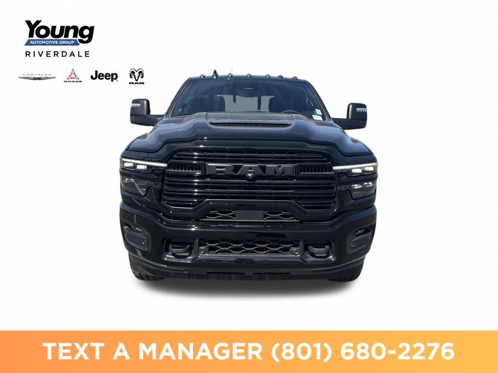 2026 RAM 3500 Laramie - Photo 8