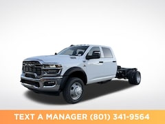 2026 Ram 5500 Chassis Cab TRADESMAN  CREW  4X4 84' CA Pickup
