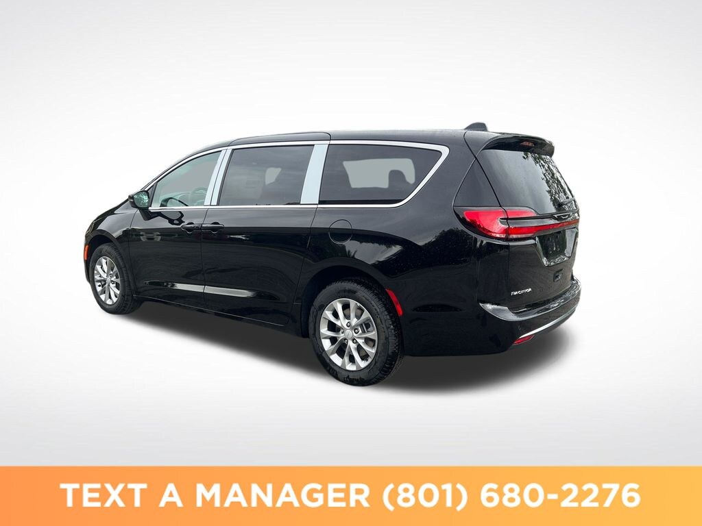 New 2027 Chrysler Pacifica SELECT AWD Passenger Van