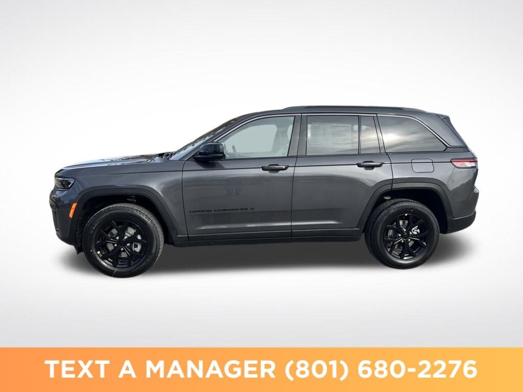 New 2026 Jeep Grand Cherokee LAREDO ALTITUDE 4X4 Sport Utility