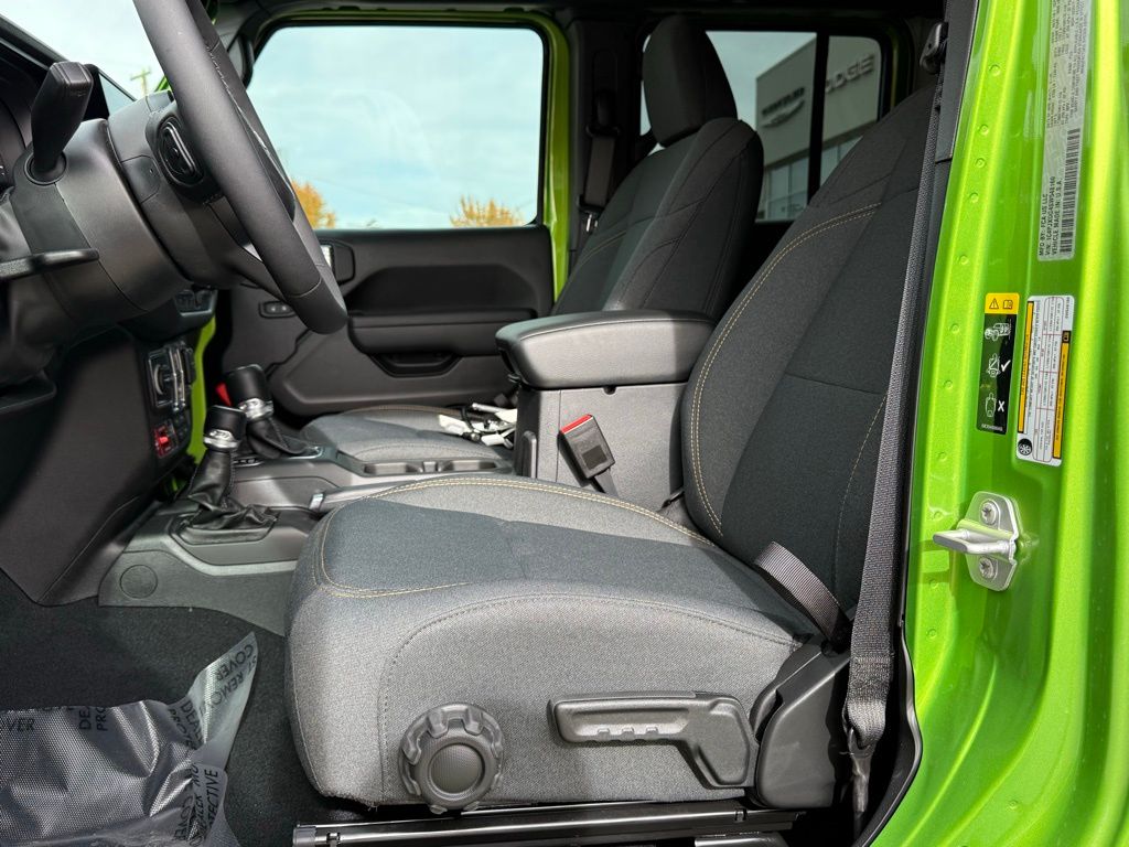 2025 Jeep Wrangler Willys photo 2