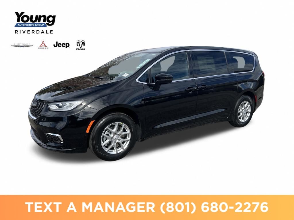 2026 Chrysler Pacifica Passenger Van 