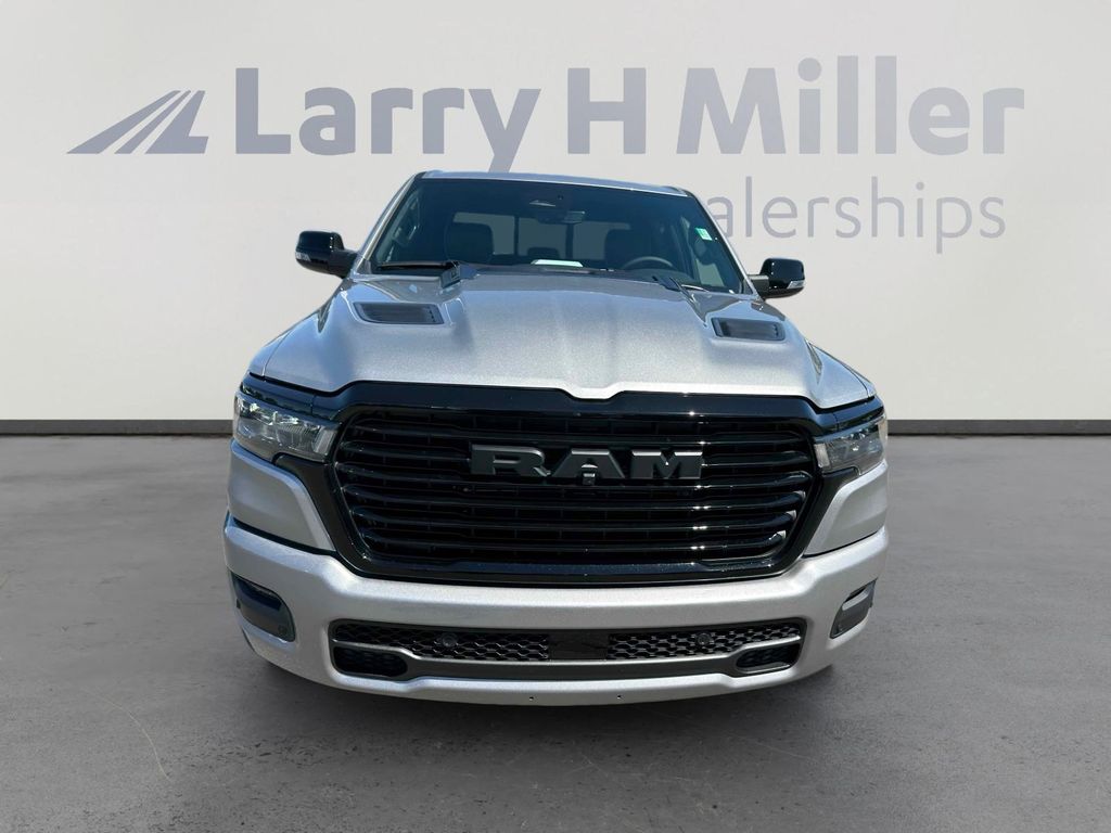 2026 Ram 1500 Laramie photo 3