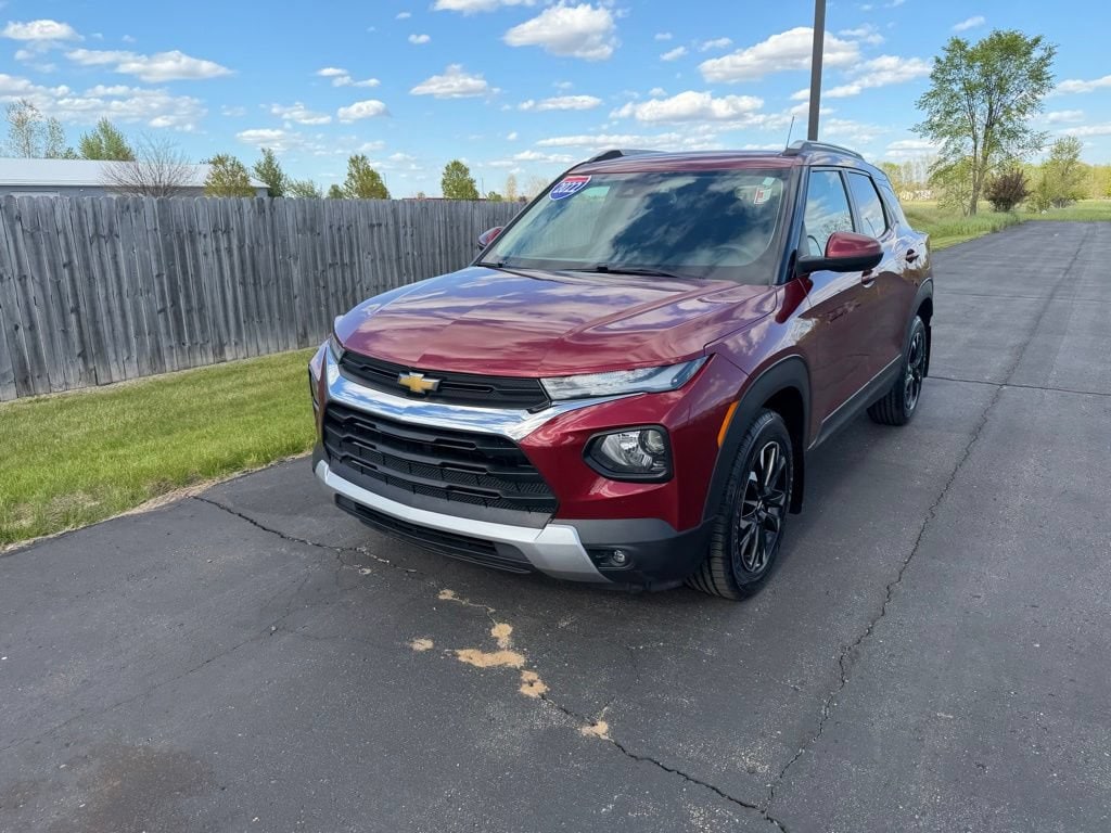 Used 2022 Chevrolet Trailblazer LT with VIN KL79MPSL9NB082654 for sale in Ionia, MI