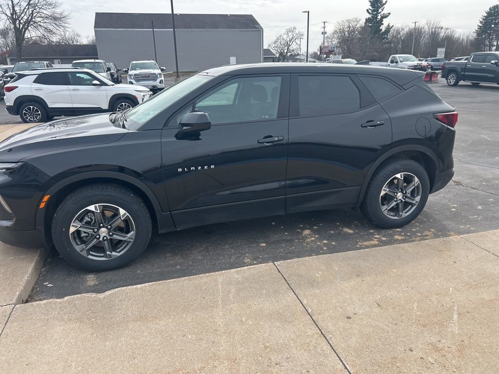 2025 Chevrolet Blazer 2LT - Photo 7