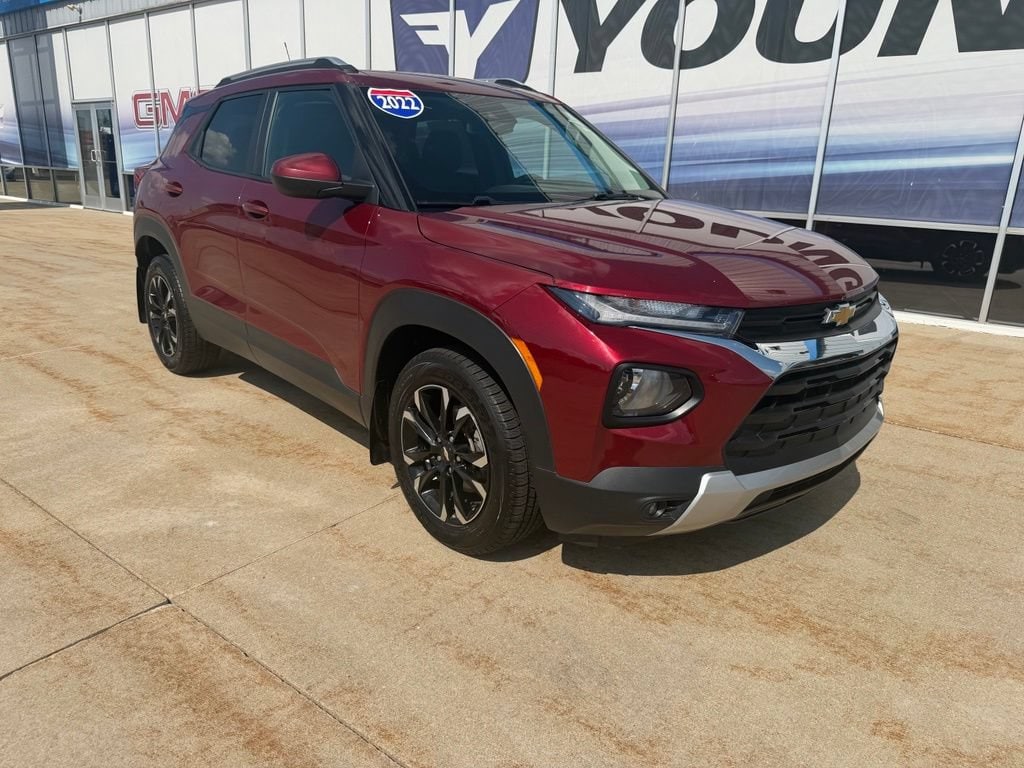 Used 2022 Chevrolet Trailblazer LT with VIN KL79MPSL9NB082654 for sale in Ionia, MI