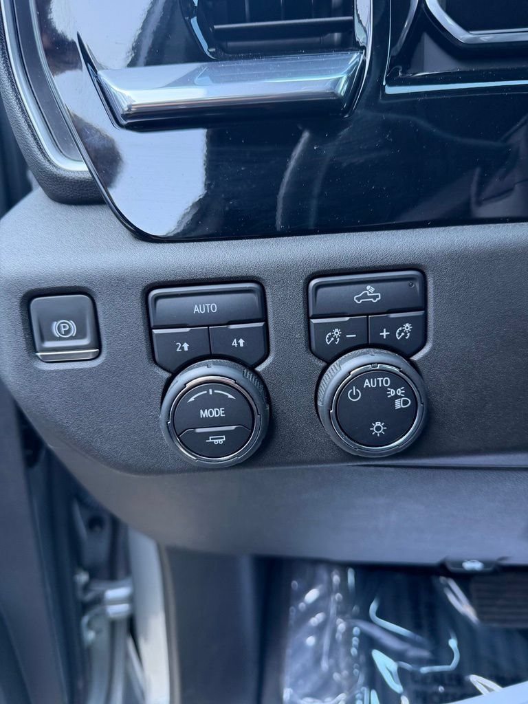 2024 Chevrolet Silverado 1500 LT - Photo 15