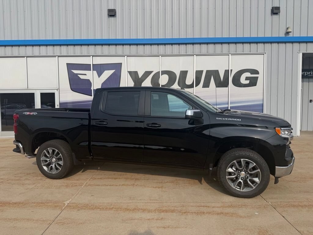 New 2026 Chevrolet Silverado 1500 LT (2FL) Truck
