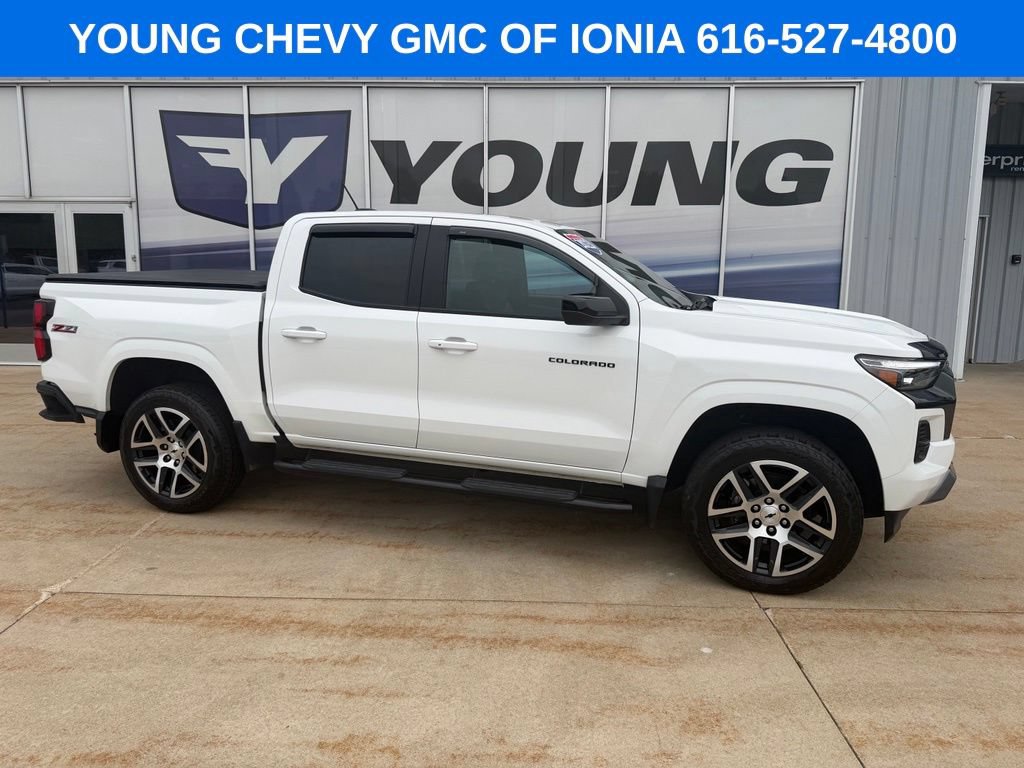 2023 Chevrolet Colorado Truck 