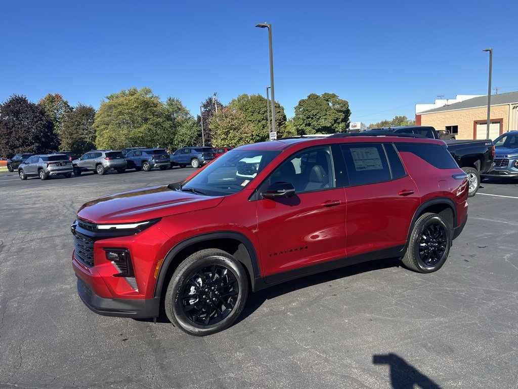 2026 Chevrolet Traverse photo 3