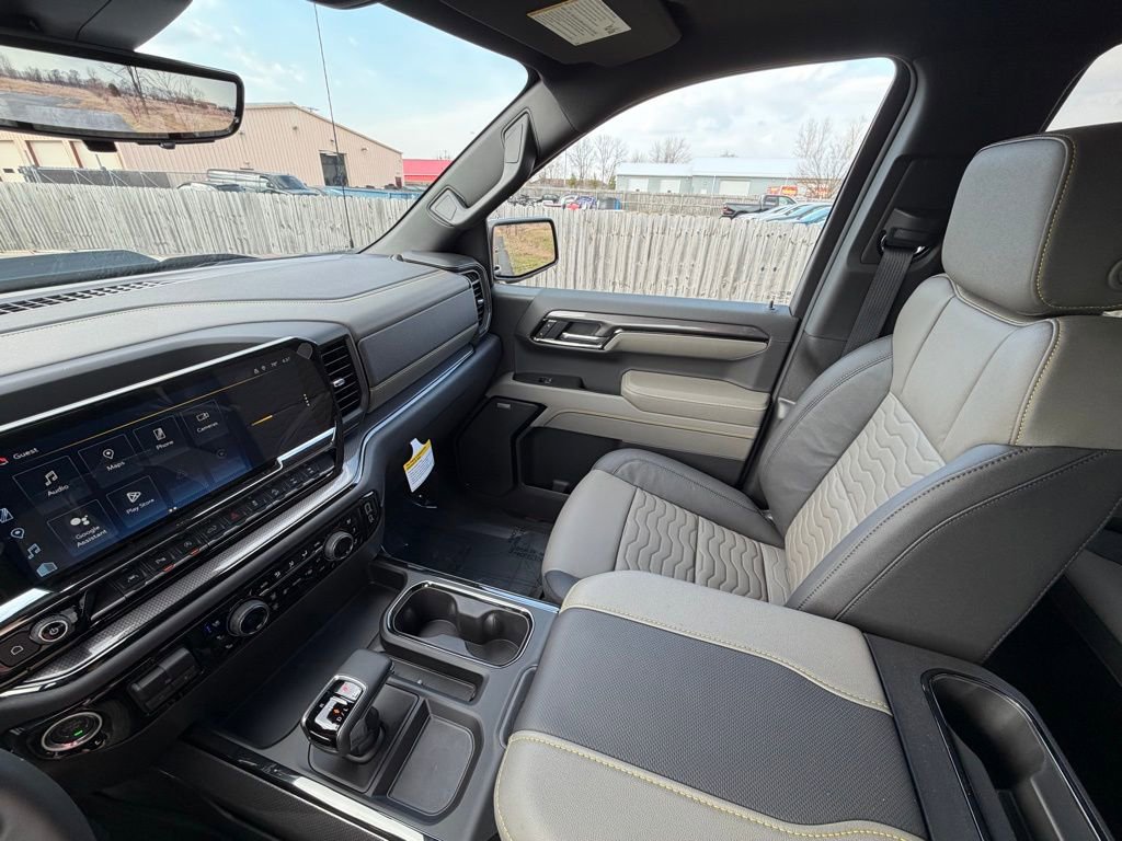 2026 Chevrolet Silverado 1500 ZR2 - Photo 15