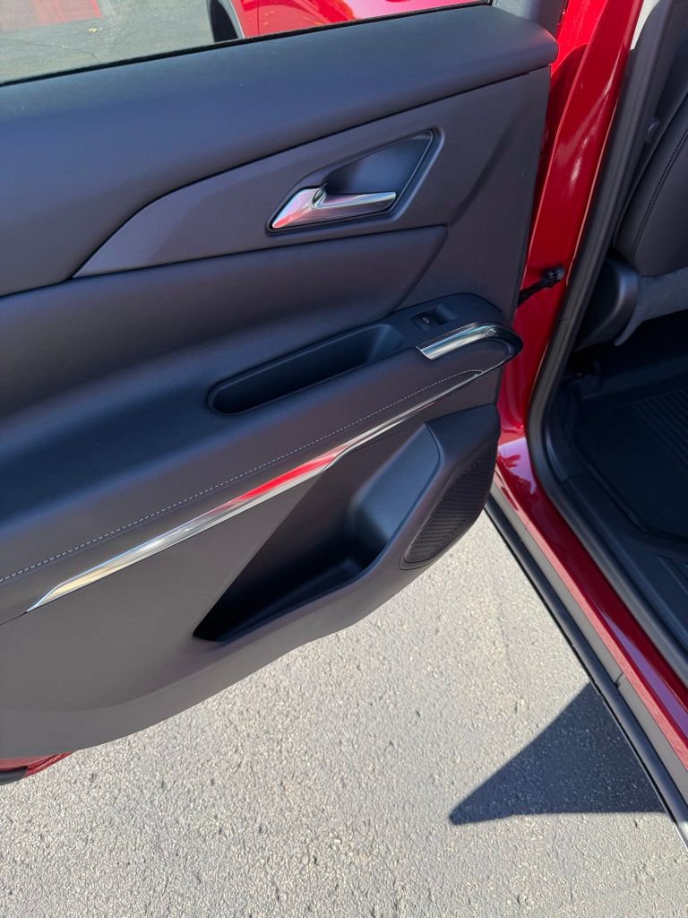 2026 Chevrolet Traverse LT - Photo 6