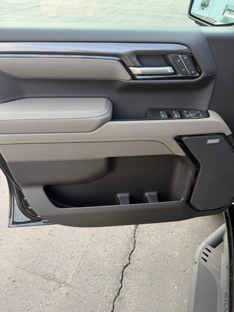 2026 Chevrolet Silverado 1500 ZR2 - Photo 12