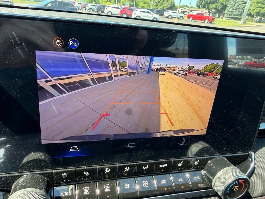2026 Chevrolet Colorado Z71 - Photo 18