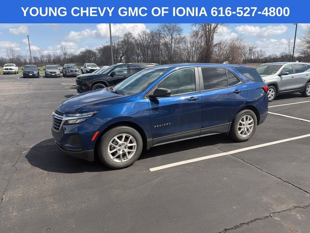 2022 Chevrolet Equinox LS